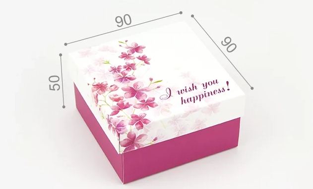 Коробка подарункова квадратна Love 9х9х5см
