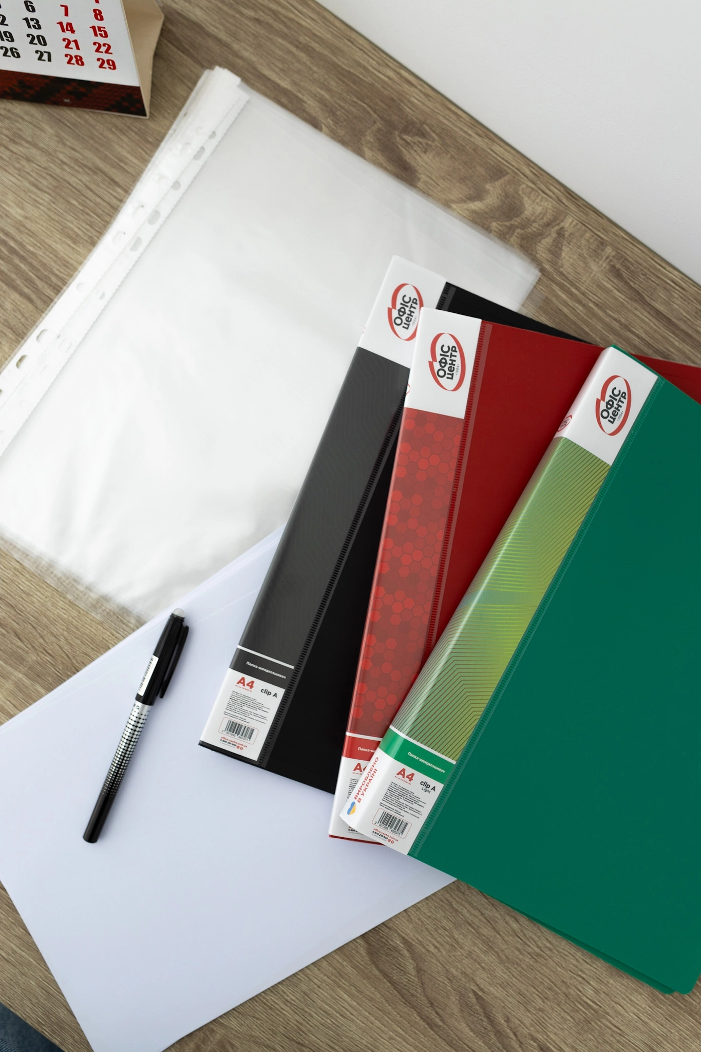 Папка-швидкозшивач А4 CLIP A Light зелена — фото 3