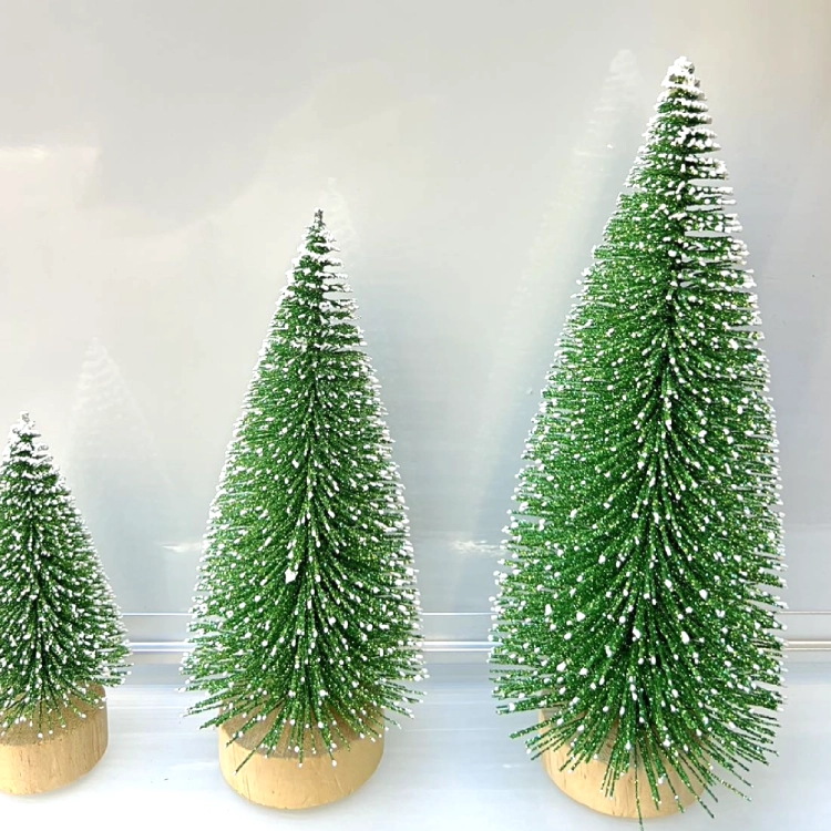 Ялинка декоративна засніжена на дерев`яній підставці 15 см Angel Gifts AG3640