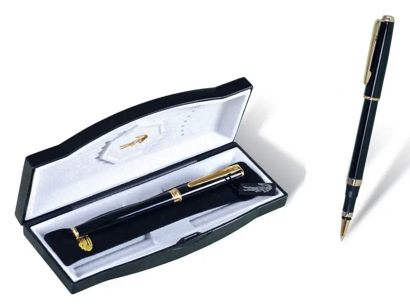 Ручка капілярна чорний корпус в подарунковій упаковці Croco 211 кап