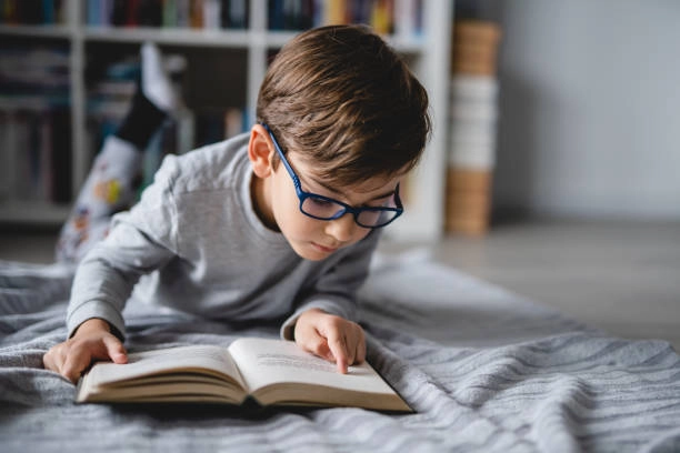 Дитяча література: розвиток мовлення, соціальні навички та інновації в читанні