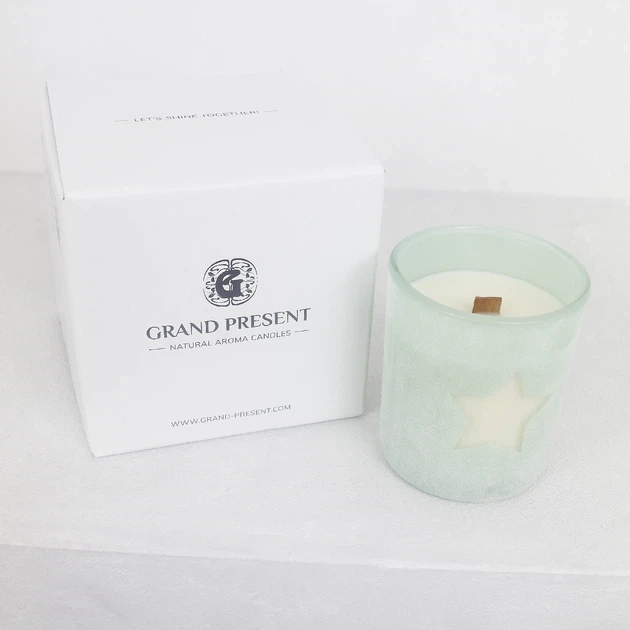 Свічка парфумована з соєвого воску м`ята Лейла тютюн берлі та ваніль з дерев гнотом170g 35h NAC 1116