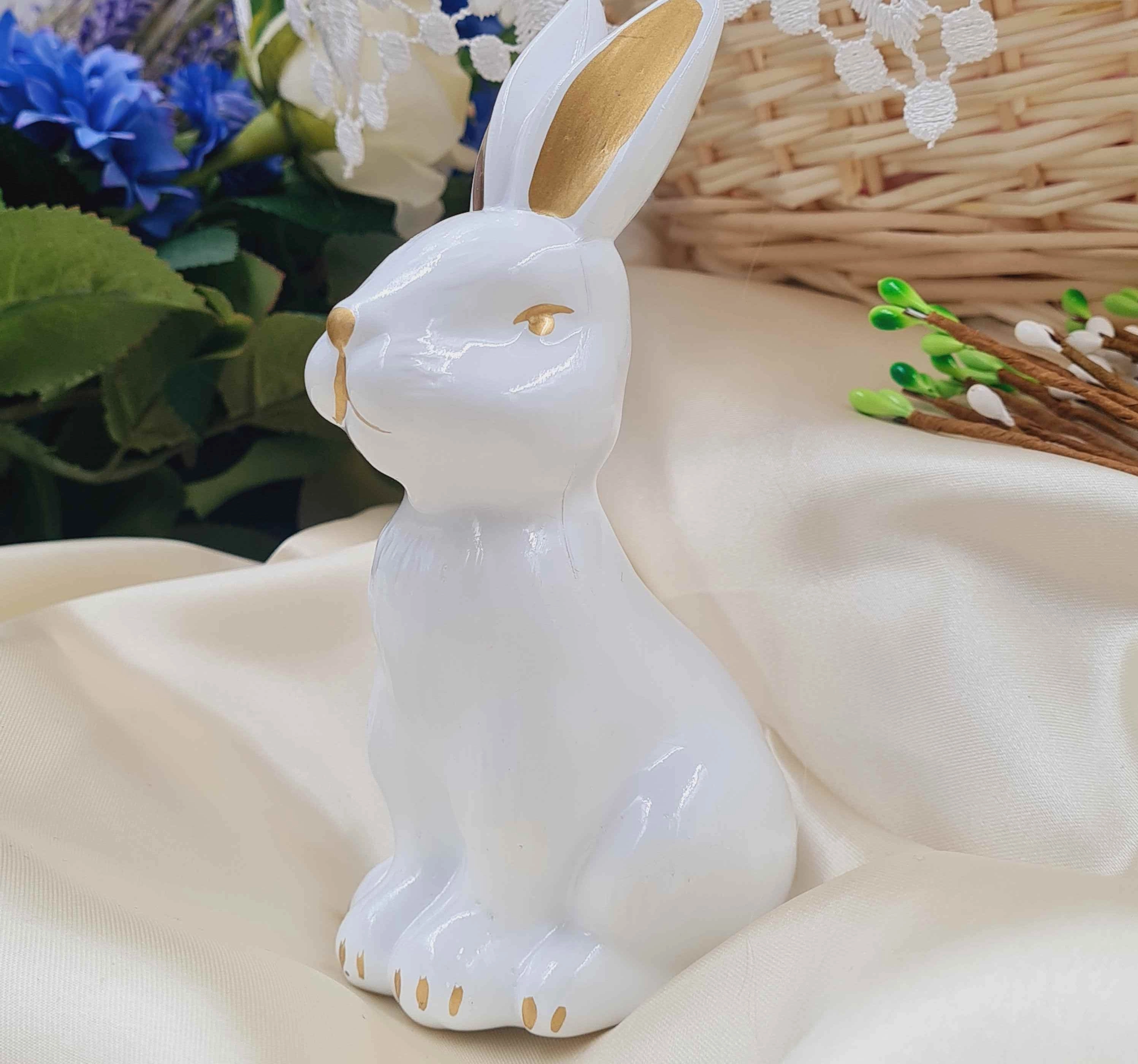 Пасхальна фігурка Зайчик пластик білий з золотими вушками розмір 13х7см  Україна 282093